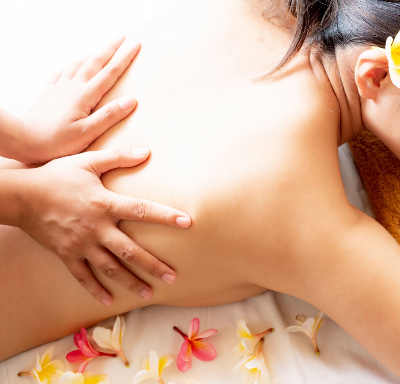 LTAみんなのサロンのリンパトリートメント風景